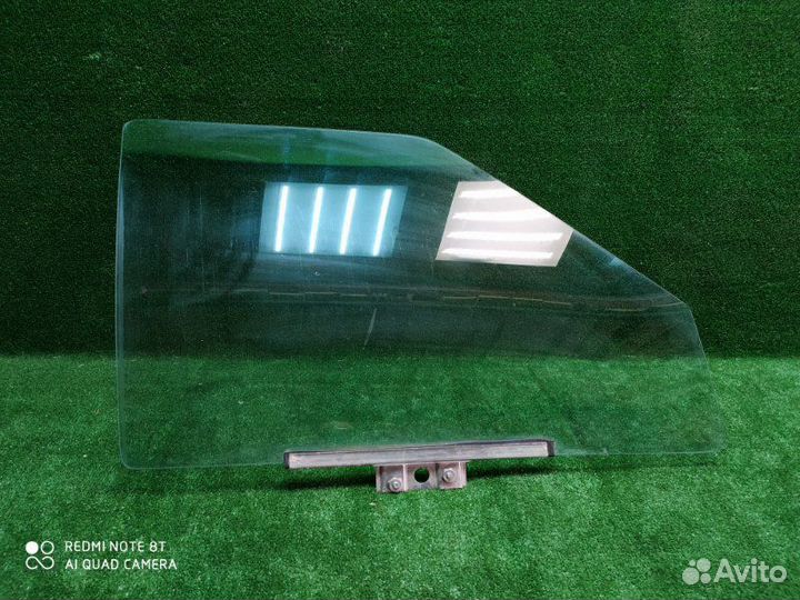 Стекло двери переднее правое LADA 2114