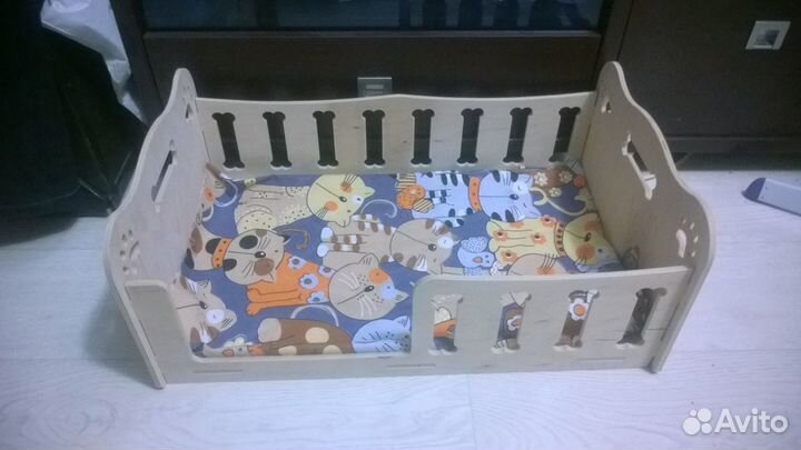 Кровать лежанка для собак и кошек