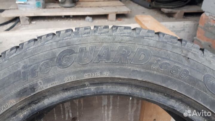 Yokohama Ice Guard IG50 215/55 R17