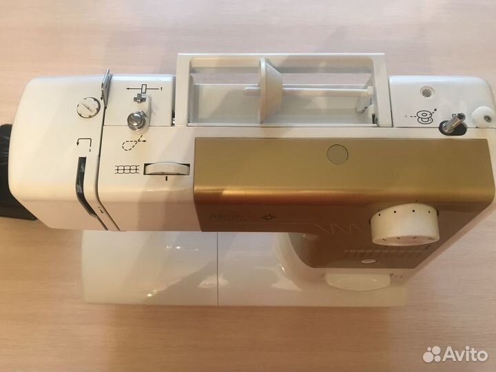 Швейная машина AstraLux DC 8371