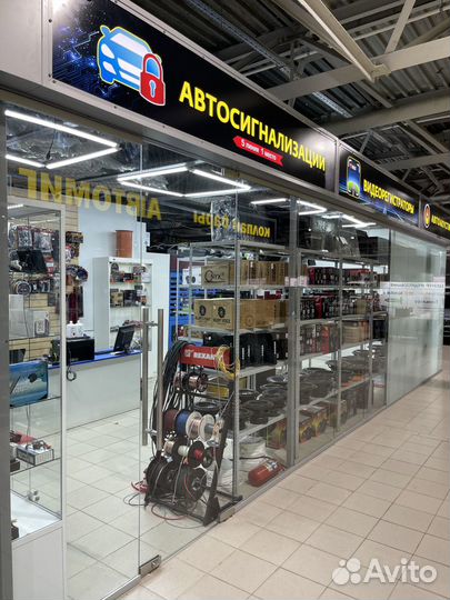 Штатное головное устройство на Mitsubishi