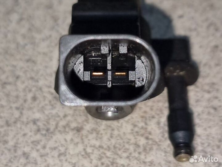 Форсунка топливная Mercedes-Benz M-Class W164 3.0D