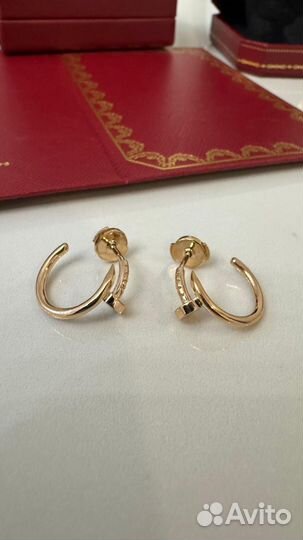 Золотые серьги гвоздь cartier