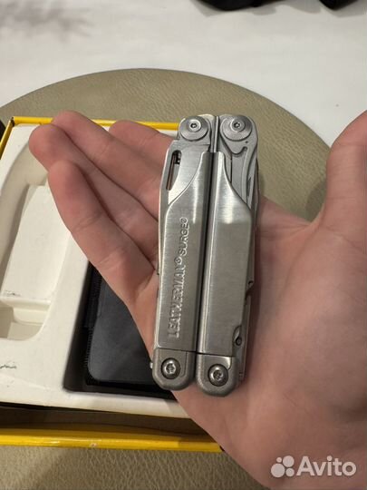 Leatherman surge