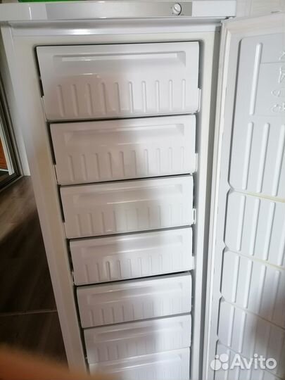 Морозильная камера indesit