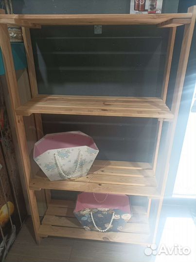 Стеллаж с полками