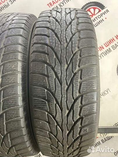 Kumho WinterCraft SUV Ice WS51 215/65 R16 98M