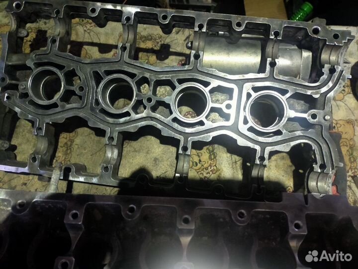 Продам ГБЦ 21126