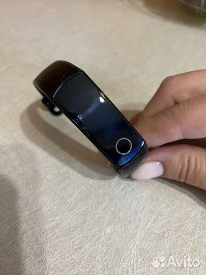 Часы honor band 5