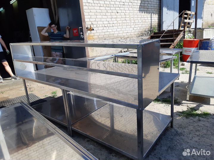 Кухоная мойка со столом из нержавейки