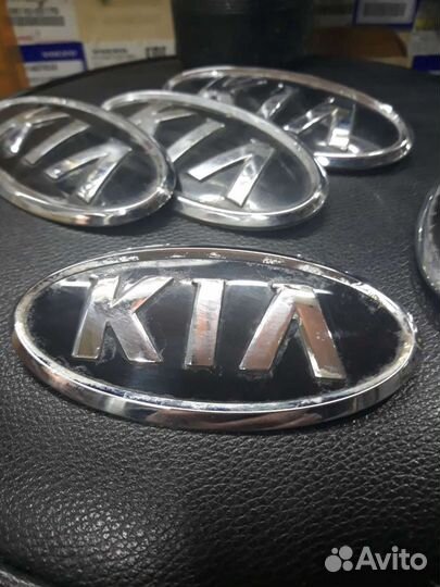 Киа Церато эмблема Kia Cerato 2012