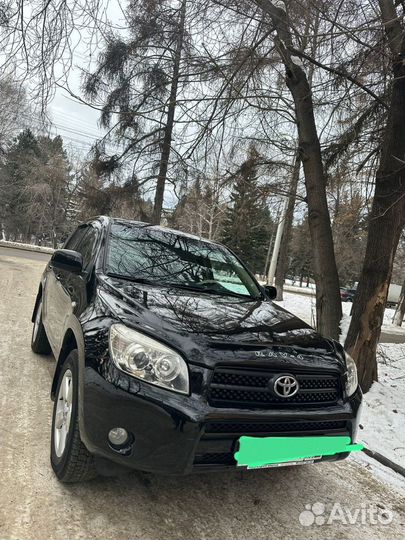 Toyota RAV4 2.0 AT, 2006, 208 000 км