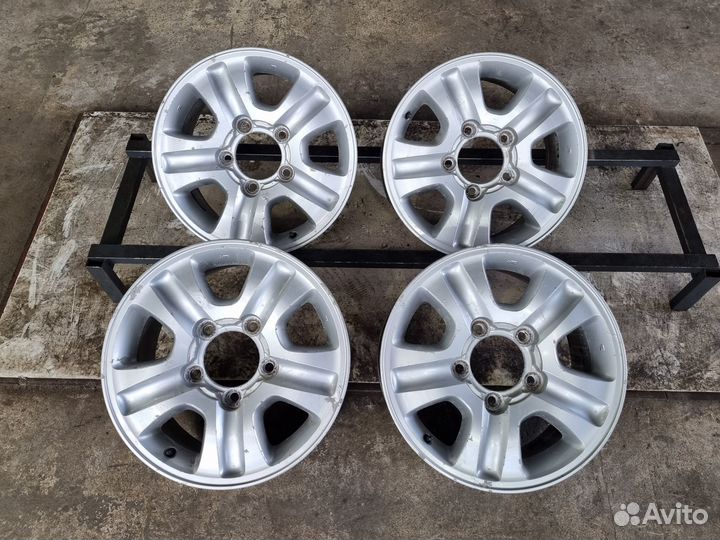 Диски литые r17 5x150 Toyota