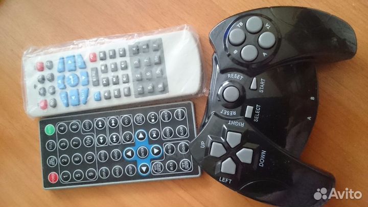 Новые пульты и джойстик к автомобильному видео