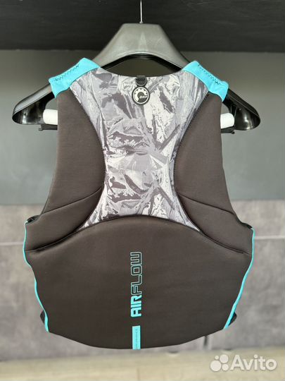 Жилет brp sea doo