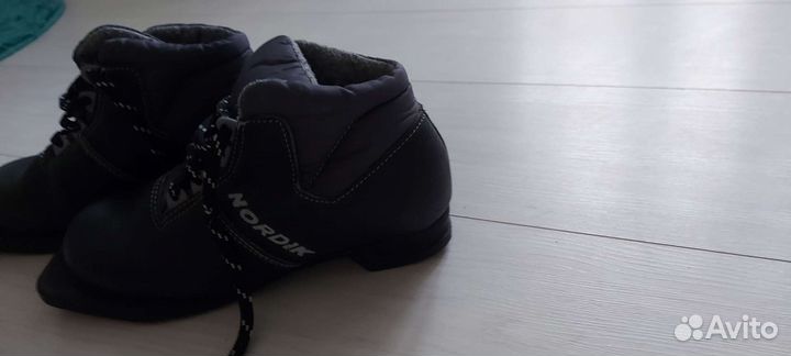 Лыжные ботинки 35 размер бу