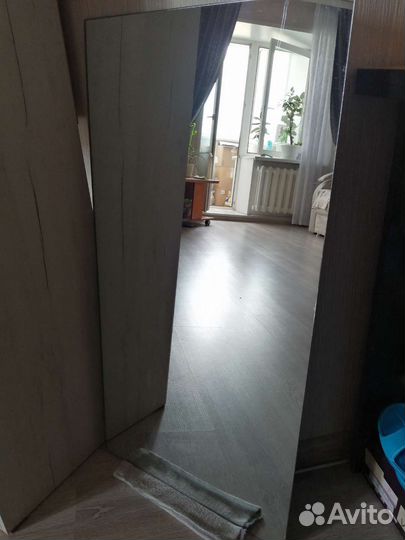 Зеркало настенное бу