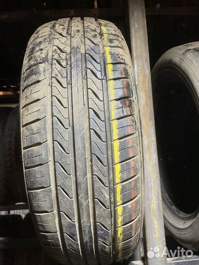 Sentury UHP 195/65 R15 91H