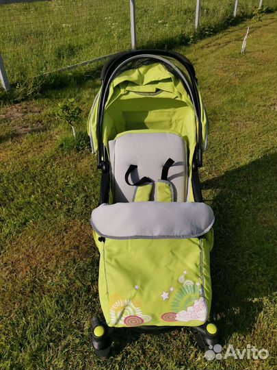 Прогулочная коляска