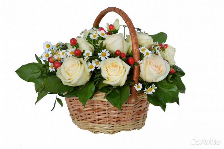 Цветы и букеты цветы в корзине