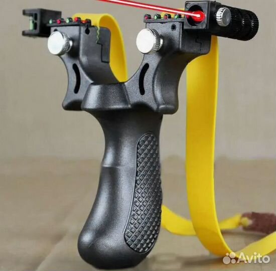 Спортивная рогатка с лазерным прицелом