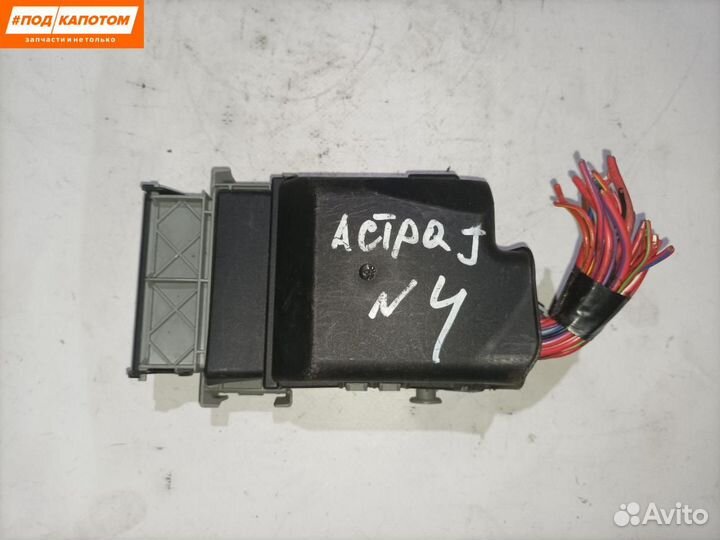 Блок предохранителей Opel Astra J (2009 - 2012)