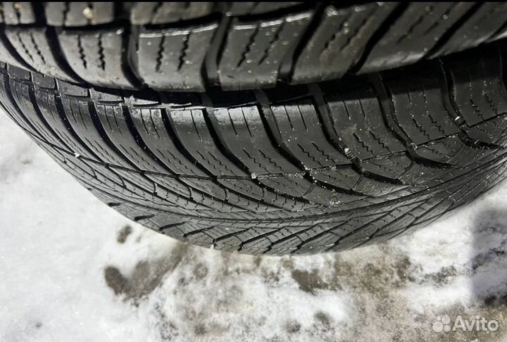 Goodyear UltraGrip 8 Performance 245/45 R18