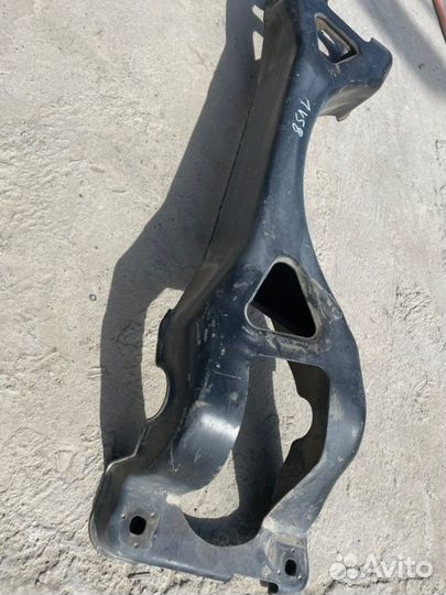 Балка подвески задняя Volkswagen Touareg 7L