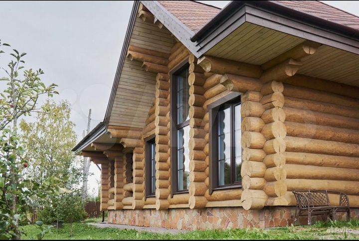 Коттедж 253,5 м² на участке 15 сот.