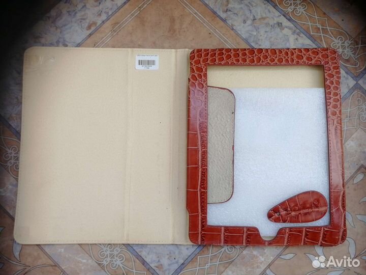 Чехол на iPad новый