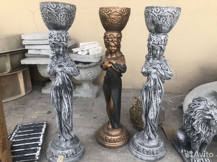 Вазоны Львы из бетона