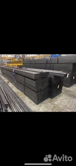 Труба профильная со склада завода 40х40х3,0мм 6м