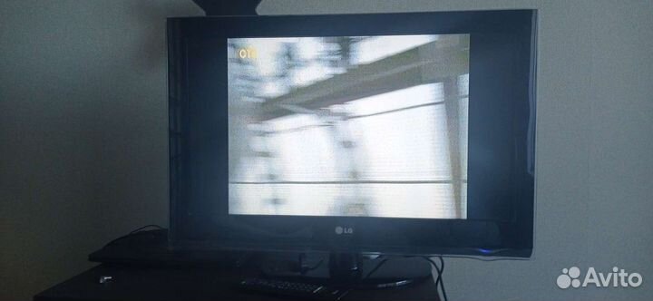Телевизор LG 32LH4000