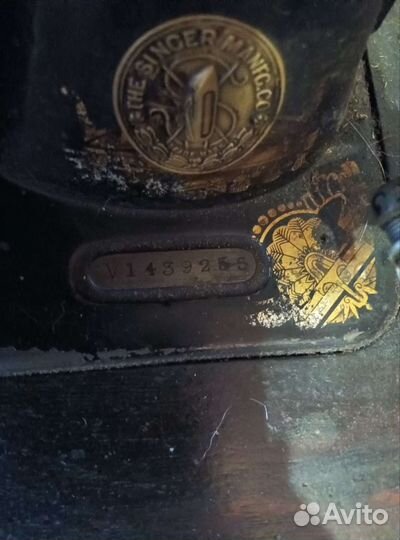 Швейная машина Singer