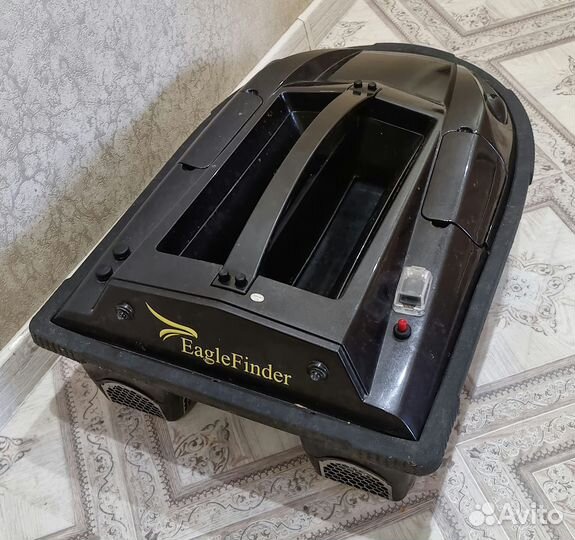 Катер прикормочный