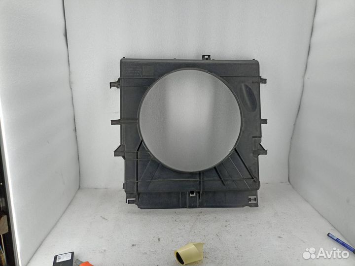 Диффузор вентилятора Mercedes-Benz Sprinter