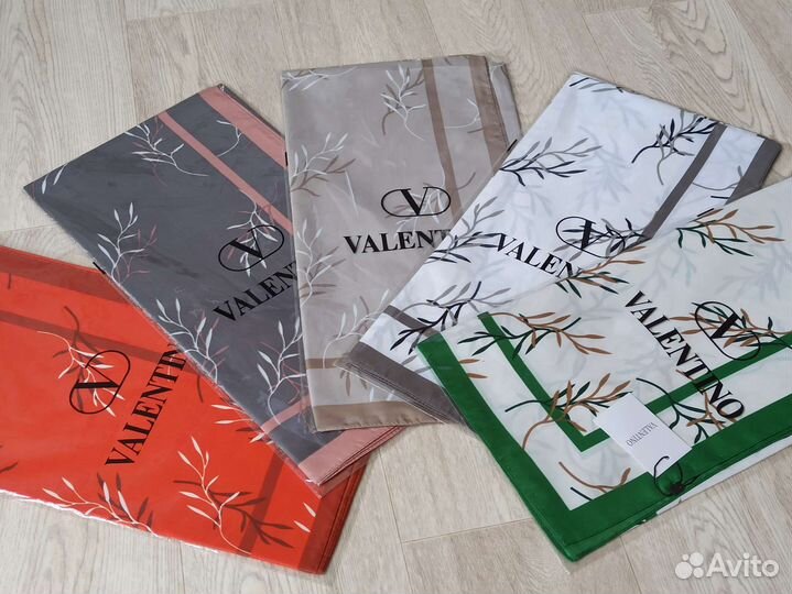 Платок черный Шелк Valentino 6 цветов