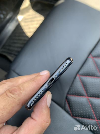 Мобильные телефоны бу iPhone 7
