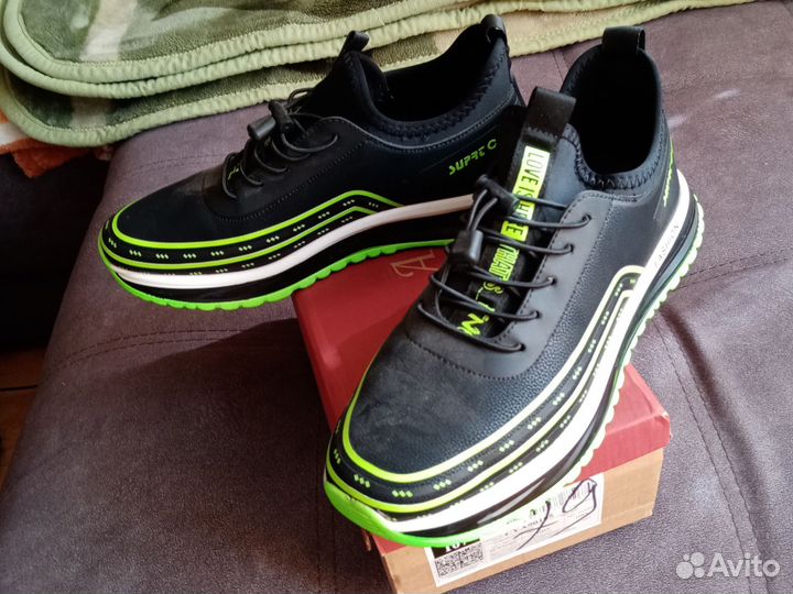 Кроссовки мужские