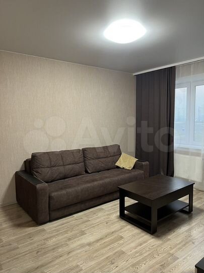 2-к. квартира, 53 м², 5/18 эт.