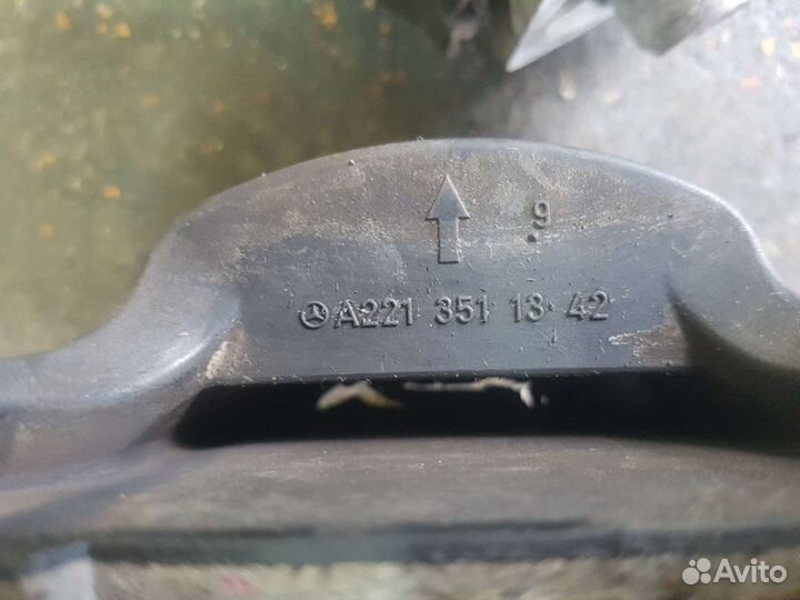 Сайлентблоки задние заднего подрамника w221