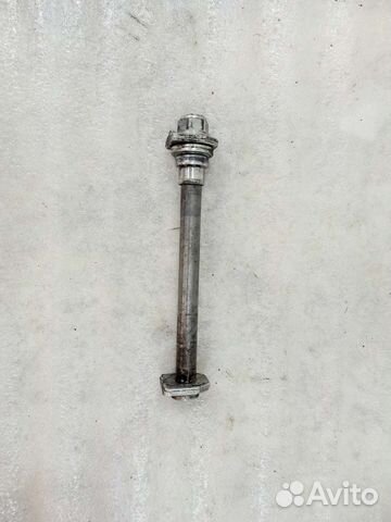 Ось заднего колеса KTM LC4 640 Supermoto 1999