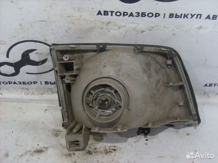 Левая фара Nissan Vanette 2003г