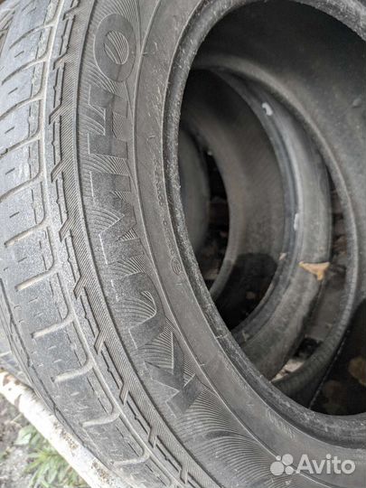 Kumho Solus KL21 215/60 R17 96H