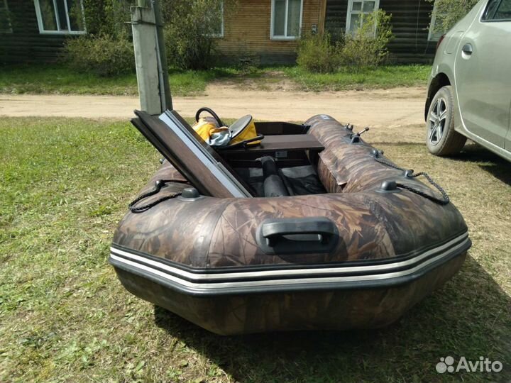 Надувная лодка