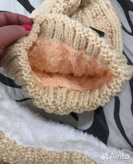 Шапка со снудом женская
