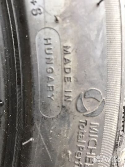 Michelin X-Ice North 4 245/45 R19 102H