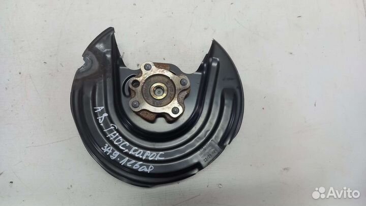 Ступица задняя левая Skoda Octavia A8