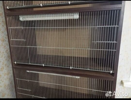 Большая клетка для птиц