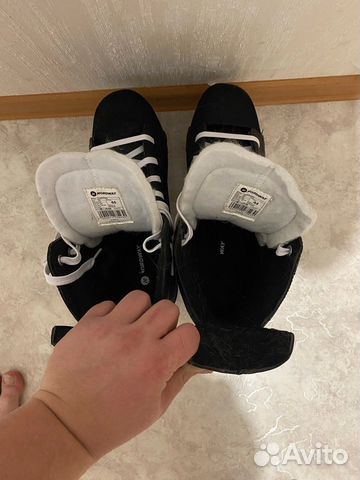 Коньки хоккейные